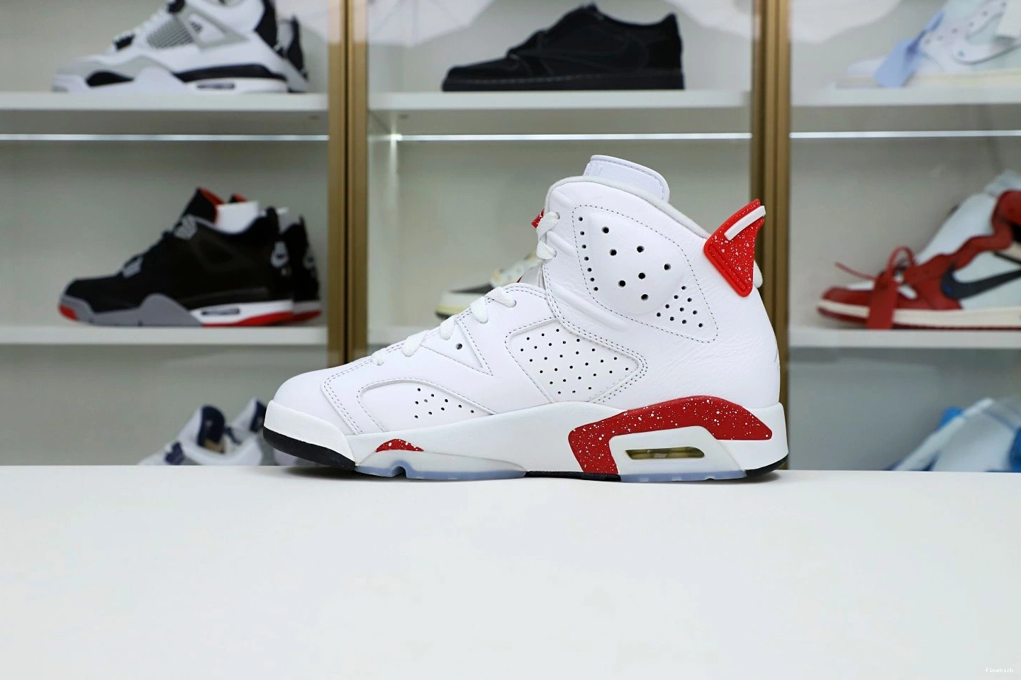 RED 6 JORDAN AIR OREO 1219